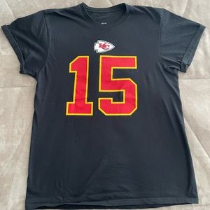 Patrick Mahomes 15 Kansas City Chiefs NFL Shop Pro Line Black T Shirt Medium